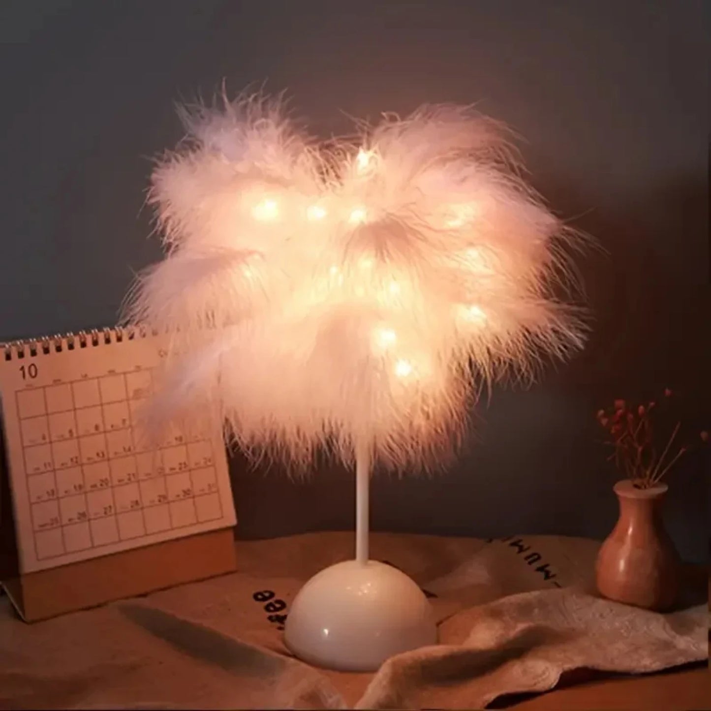 LED Table Lamp Bedroom Decorative Light Romantic Birthday Light Feather Lamps Dining Table Night Lights (Without Battery)