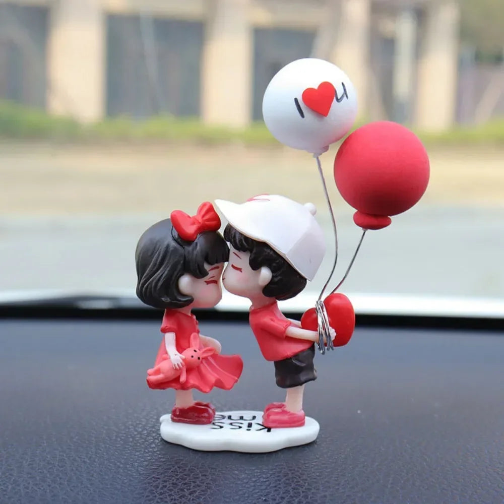 Romantic Cute Couple Small Ornaments Car Interior Home Decor Office Small Ornaments Valentines Day Gifts Figurines Miniatures