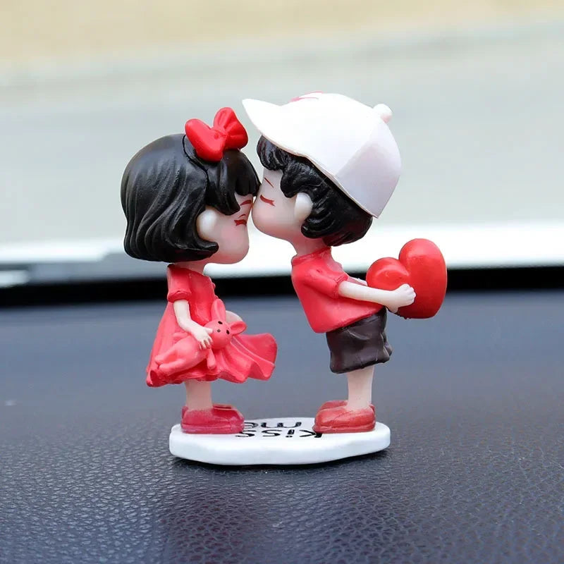 Romantic Cute Couple Small Ornaments Car Interior Home Decor Office Small Ornaments Valentines Day Gifts Figurines Miniatures