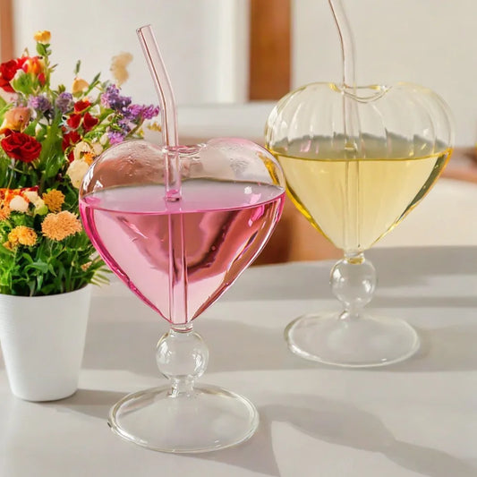 Lovely Heart-shaped Cup with Straw - Creative Glass Wine Juice Container for Club Drinkware Decoration - 1Pc