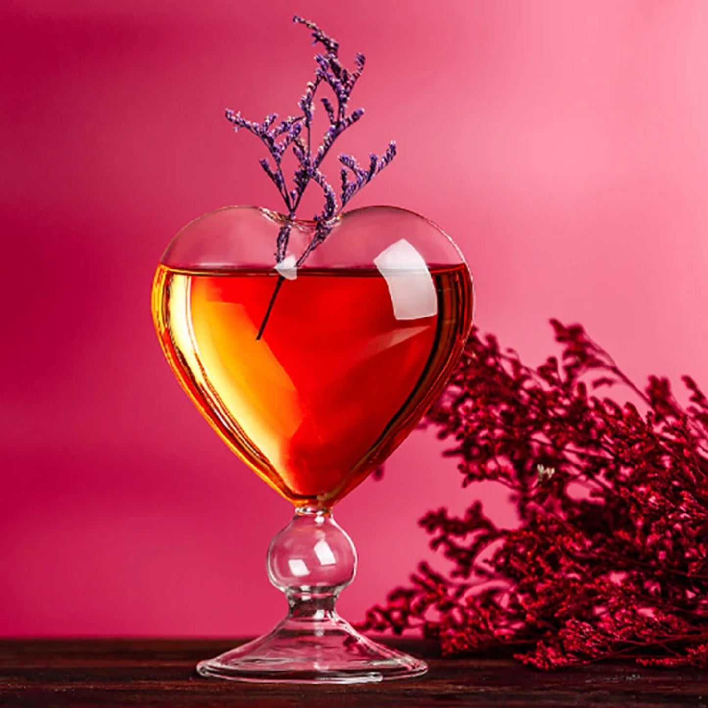 Lovely Heart-shaped Cup with Straw - Creative Glass Wine Juice Container for Club Drinkware Decoration - 1Pc