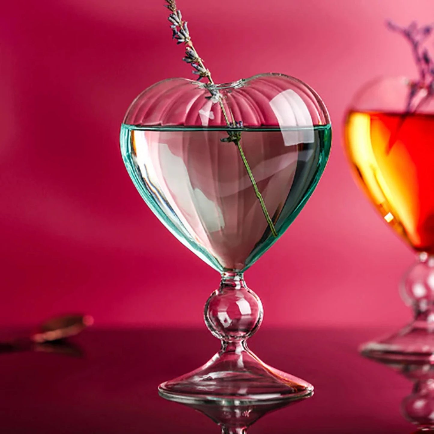 Lovely Heart-shaped Cup with Straw - Creative Glass Wine Juice Container for Club Drinkware Decoration - 1Pc