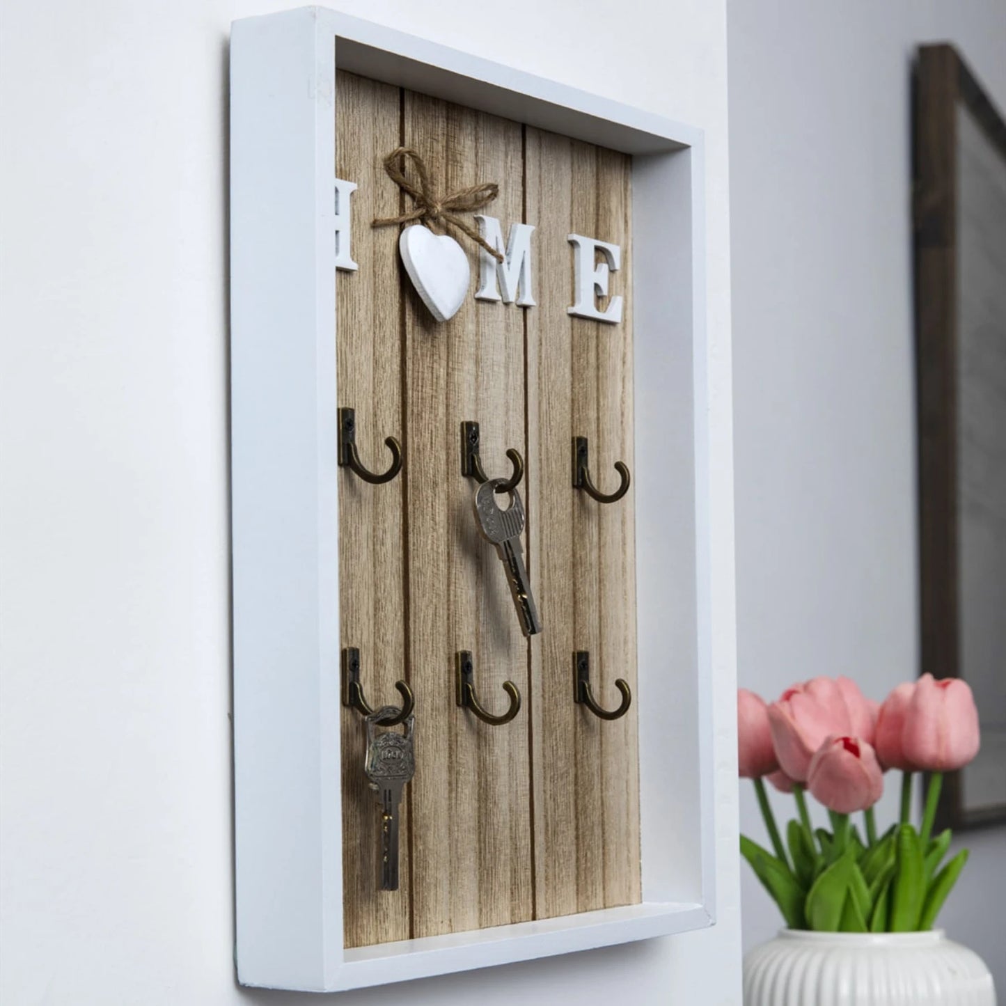 - Stylish Industrial Rustic Wooden Key Hook Board with Stunning Chic Metal Accents - Ideal Wall Decoration for Keys in Living Ro